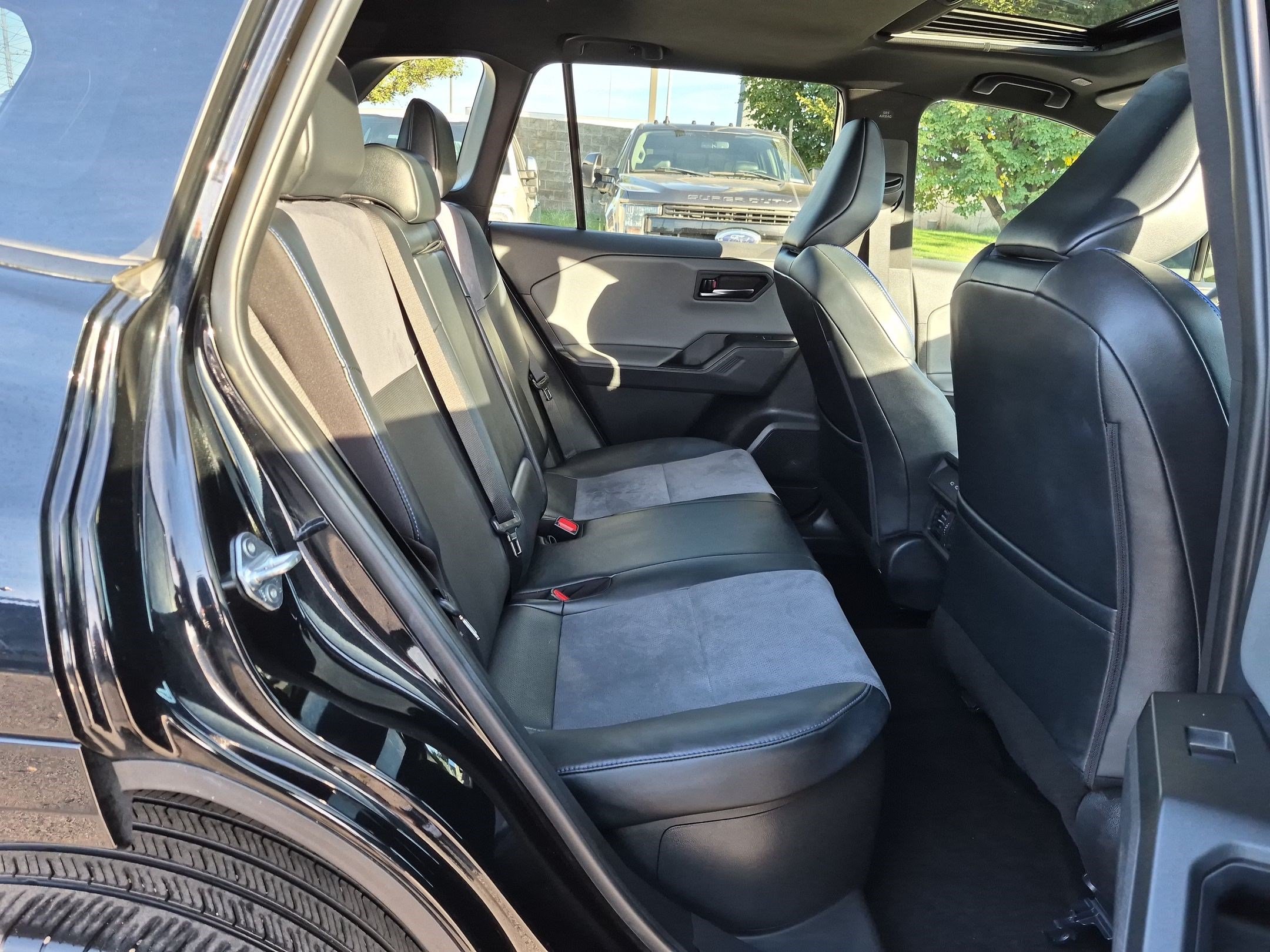 Used 2026 Toyota RAV4 XSE AWD/4WD image 33