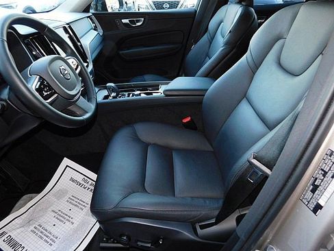 Certified 2025 Volvo XC60 B5 Plus image 16