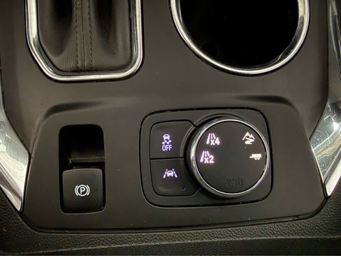 Used 2019 Chevrolet Traverse Premier image 26