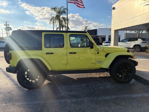 Used 2022 Jeep Wrangler Unlimited Sahara w/ Cold Weather Group image 6