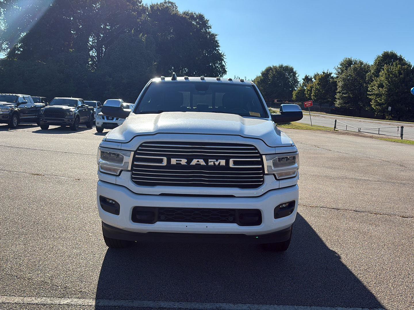 Used 2022 RAM 2500 Laramie AWD/4WD image 2