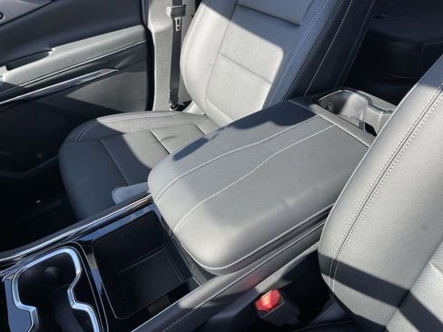 New 2026 Chevrolet Traverse LT w/ Driver Confidence Package image 21