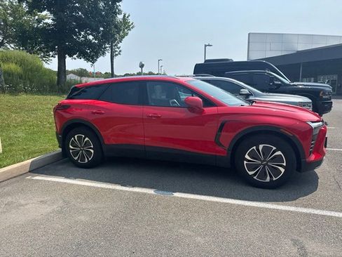 Certified 2024 Chevrolet Blazer EV LT AWD/4WD image 9