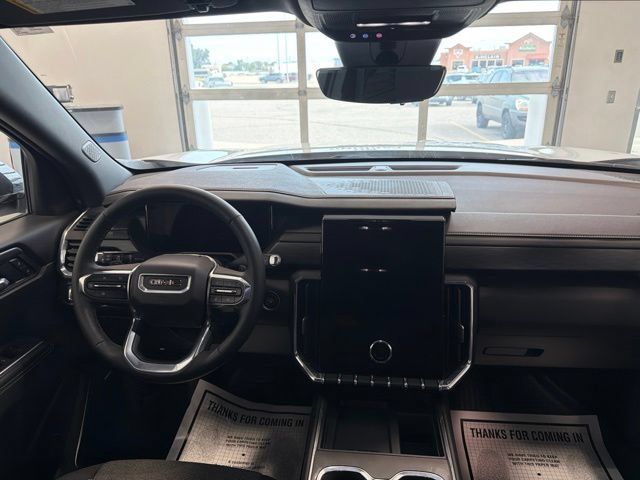 Used 2026 GMC Acadia Elevation w/ LPO, Floor Liner Package AWD/4WD image 24