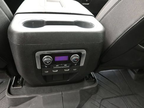 Used 2023 Chevrolet Suburban RST w/ Luxury Package AWD/4WD image 18