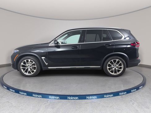 Certified 2024 BMW X5 xDrive40i w/ Premium Package AWD/4WD image 9