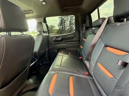 Certified 2025 GMC Sierra 1500 AT4 w/ AT4 Premium Package image 16