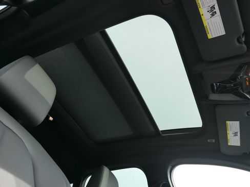 Used 2022 BMW 228i Gran Coupe w/ Convenience Package image 27