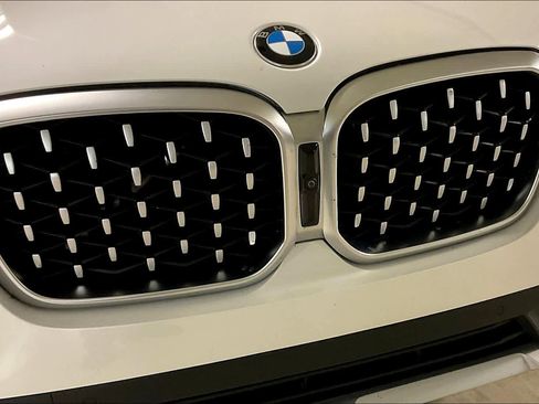 Used 2023 BMW X4 xDrive30i w/ Premium Package image 30