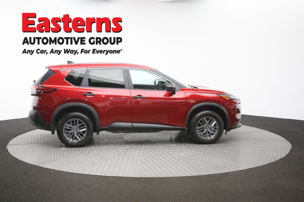 Used 2023 Nissan Rogue S AWD/4WD image 48