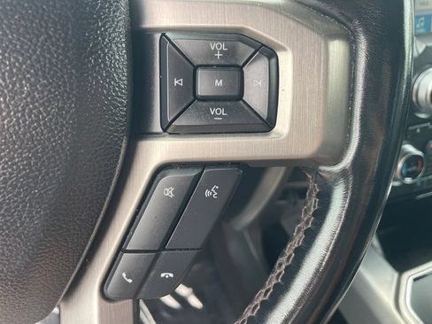 Used 2018 Ford F150 Platinum w/ Equipment Group 701A Luxury AWD/4WD image 31