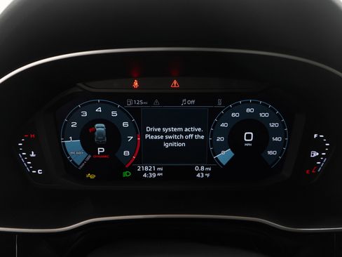 Used 2025 Audi Q3 2.0T Premium image 19