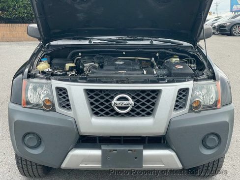 Used 2015 Nissan Xterra X RWD image 24