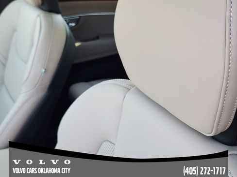 Used 2026 Volvo XC90 B6 Ultra w/ Protection Package Premier image 14
