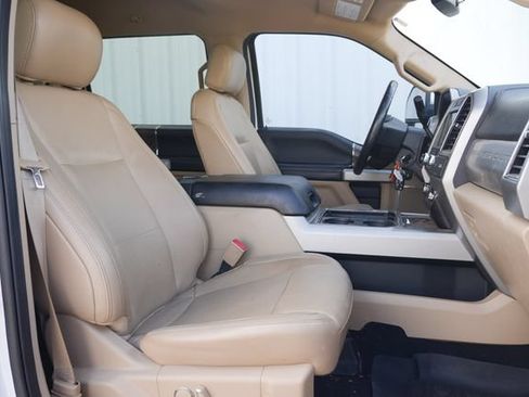 Used 2019 Ford F250 Lariat w/ Chrome Package AWD/4WD image 18