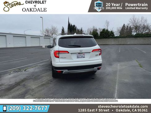 Used 2019 Honda Pilot Touring image 10