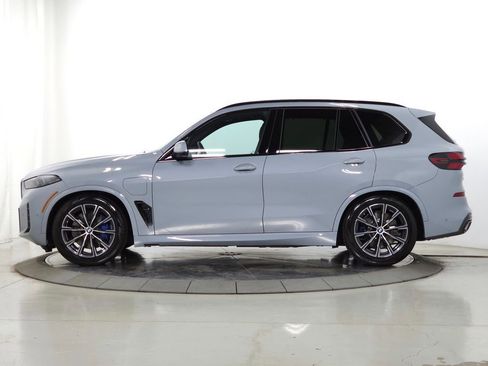 Used 2024 BMW X5 xDrive50e w/ Executive Package image 5