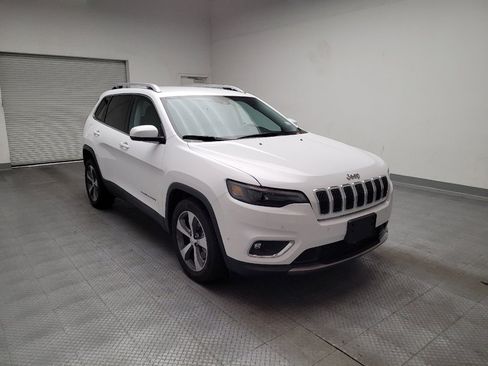 Used 2019 Jeep Cherokee Limited w/ Technology Group FWD image 13