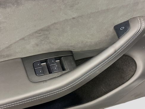 Used 2025 Tesla Model 3 Long Range AWD/4WD image 15