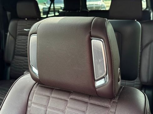 Used 2024 Cadillac Escalade ESV Sport Platinum w/ Heavy-Duty Trailer Package image 14