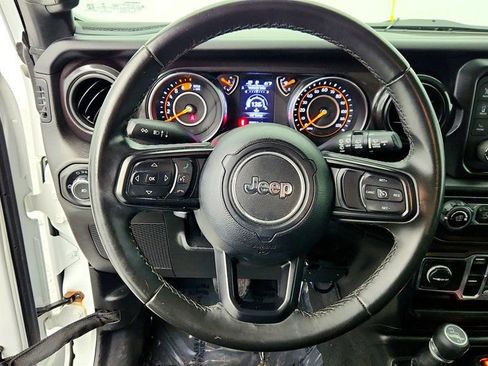 Used 2019 Jeep Wrangler Unlimited Sport image 12