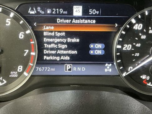 Used 2021 Nissan Titan Platinum Reserve w/ Moonroof Package image 14