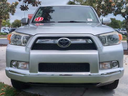 Used 2013 Toyota 4Runner SR5 RWD image 3