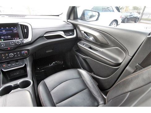 Used 2019 GMC Terrain SLT image 6