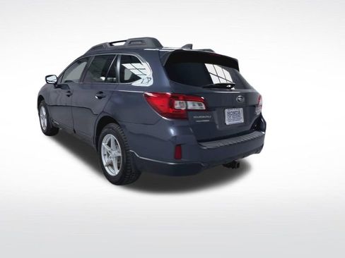 Used 2017 Subaru Outback 2.5i Premium AWD/4WD image 8