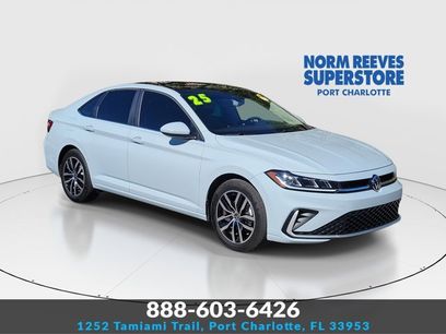 Used 2025 Volkswagen Jetta SE