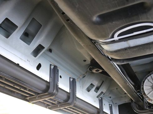 Used 2001 Ford F350 Lariat image 30