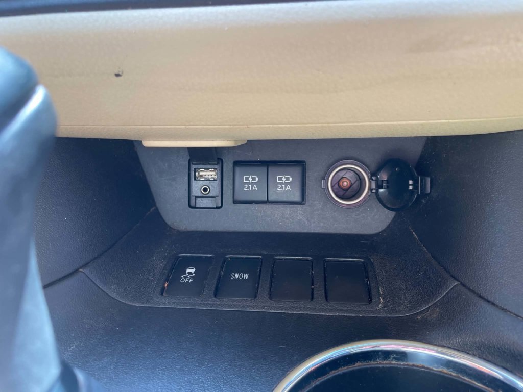 Used 2017 Toyota Highlander Limited FWD image 11