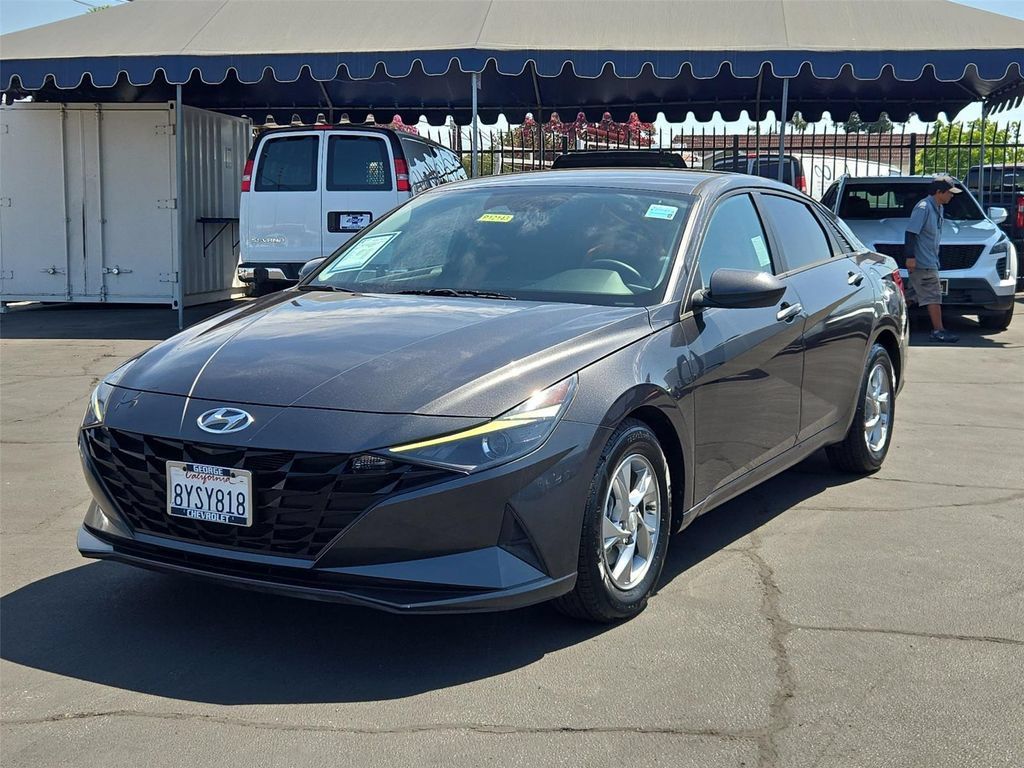 Used 2022 Hyundai Elantra SE w/ Cargo Package FWD image 31