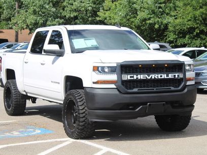 Used 2018 Chevrolet Silverado 1500 LT w/ Trailering Package