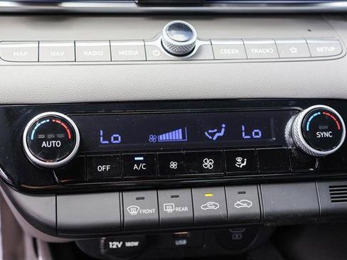 New 2025 Hyundai Elantra SEL image 20