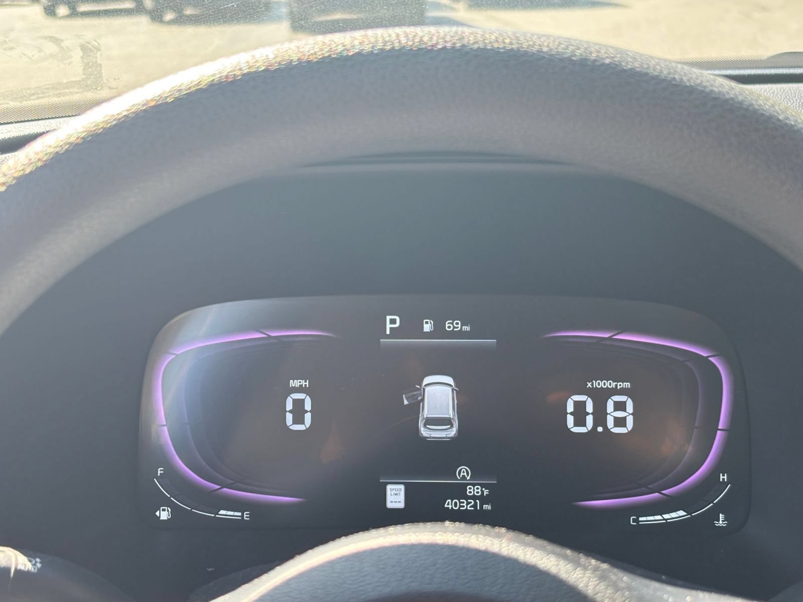 Used 2025 Kia Soul LX w/ LX Technology Package FWD image 34