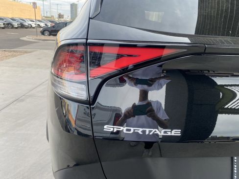 Used 2023 Kia Sportage X-Line w/ X-Line Premium Package image 11