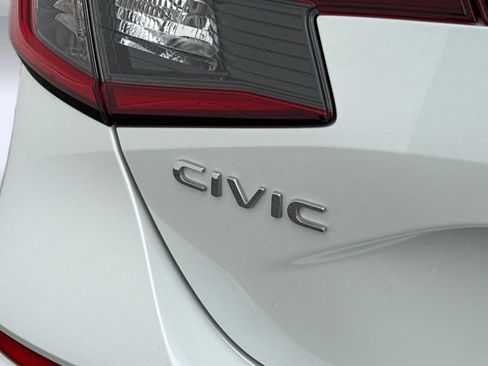 Certified 2024 Honda Civic EX-L image 12