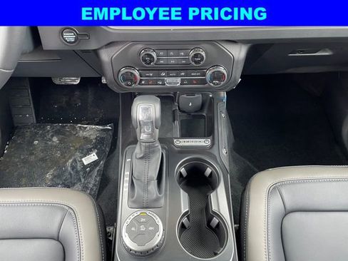 New 2026 Ford Bronco Outer Banks AWD/4WD image 11