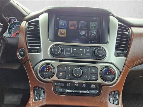 Used 2019 Chevrolet Tahoe Premier RWD image 16