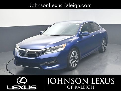 Used 2017 Honda Accord Hybrid Sedan image 4