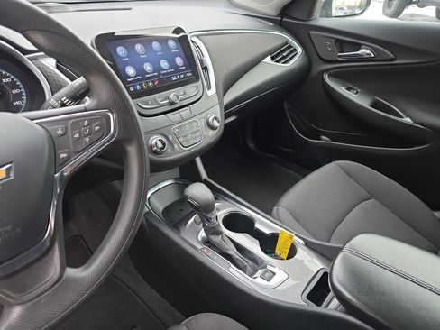 Used 2023 Chevrolet Malibu LT image 23