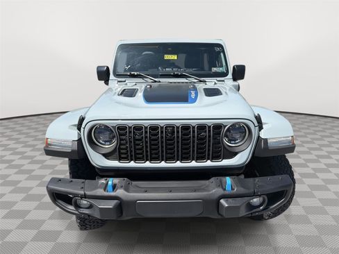 Used 2024 Jeep Wrangler Unlimited Rubicon 4xe AWD/4WD image 6