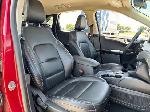 Used 2020 Ford Escape SEL AWD/4WD image 24