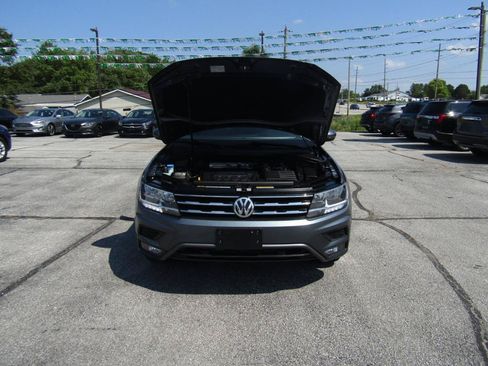 Used 2021 Volkswagen Tiguan SEL AWD/4WD image 24