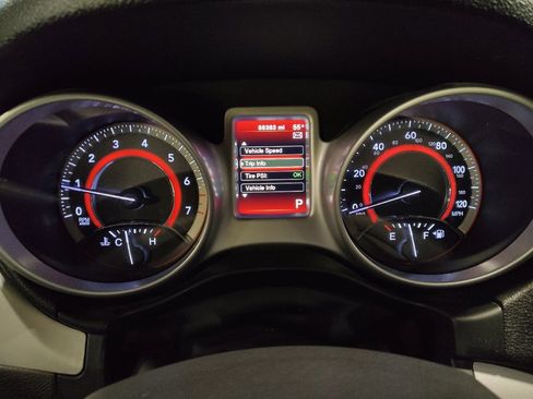 Used 2020 Dodge Journey SE w/ SE Popular Equipment Group FWD image 23