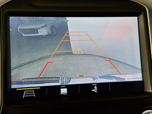 Used 2019 GMC Sierra 1500 SLT w/ Driver Alert Package I image 14