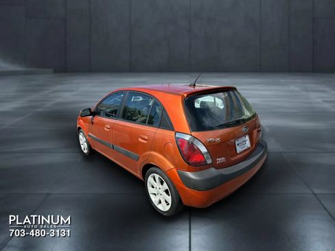 Used 2009 Kia Rio5 w/ PWR Pkg FWD image 8