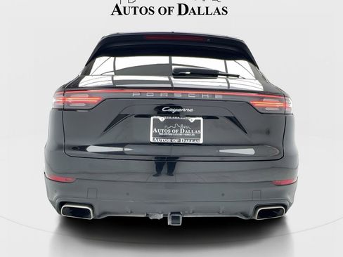 Used 2023 Porsche Cayenne image 10