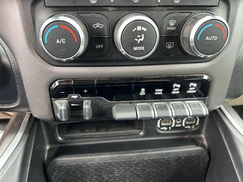 Used 2020 RAM 1500 Big Horn image 20